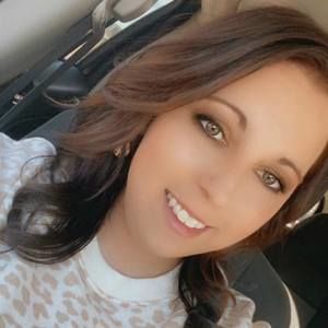 Meet your Posher, Candace